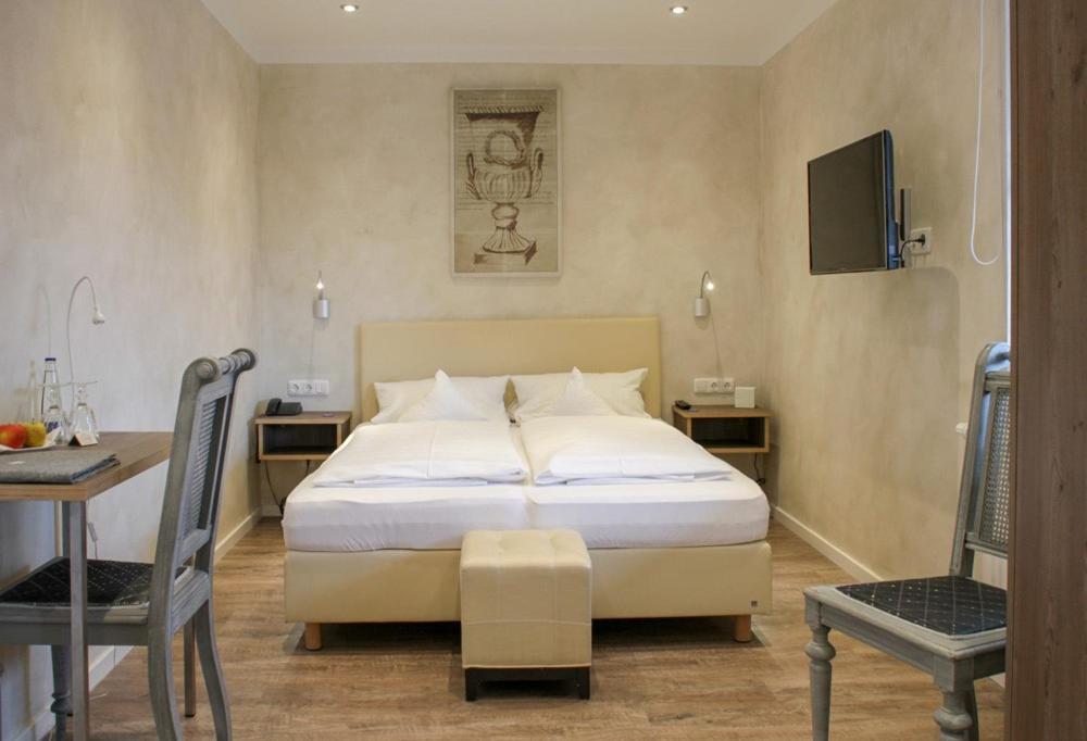 Hotel Zur Sonne Римстинг Экстерьер фото